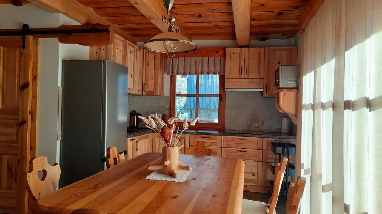 Apartma In Bungalov Jezerci Gozd Martuljek Extérieur photo
