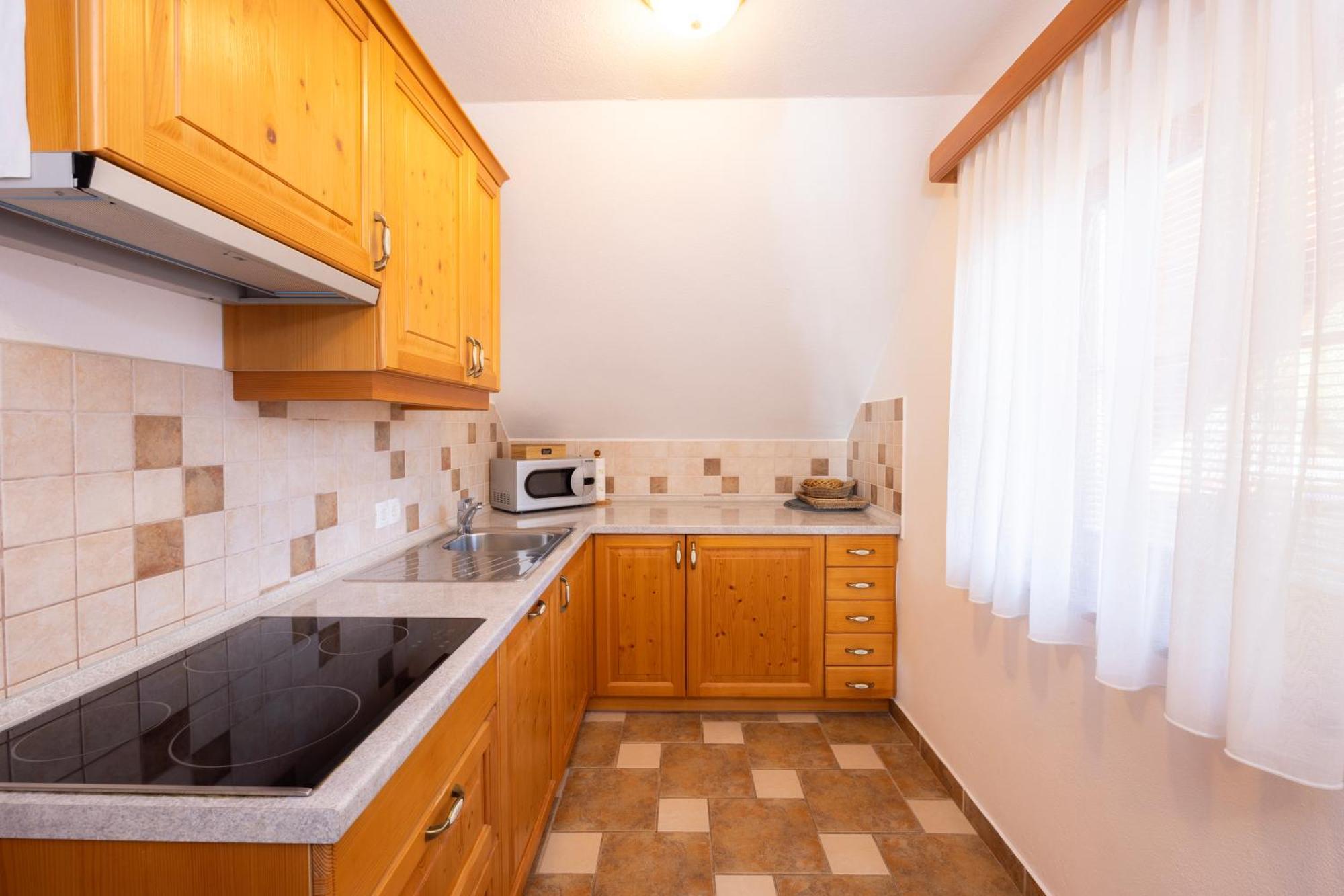 Apartma In Bungalov Jezerci Gozd Martuljek Extérieur photo