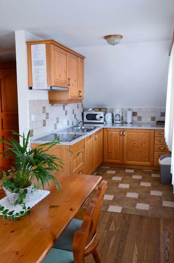 Apartma In Bungalov Jezerci Gozd Martuljek Extérieur photo